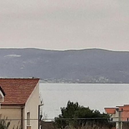 Apartment Biskupovic Dugi Rat Esterno foto